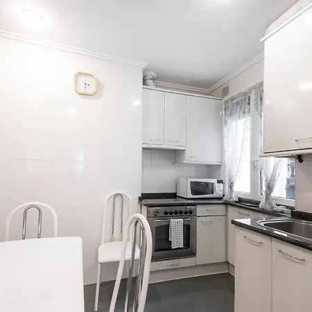 Beautiful With Terrace - Prime Location! San Sebastian